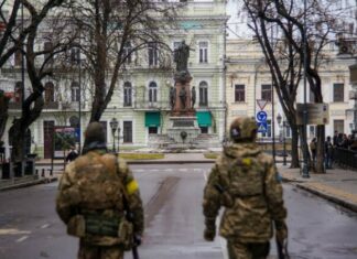 Советник главы Офиса президента Михаил Подоляк заявил, что Одесса точно не падет