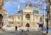 Оккупанты распространяют фейк о минировании Оперного театра в Одессе