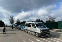 В Офісі Президента повідомили, що перші евакуйовані з Енергодару вже вирушили до Запоріжжя