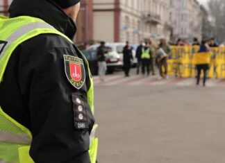 Одесские патрульные отчитались за сутки: кого поймали