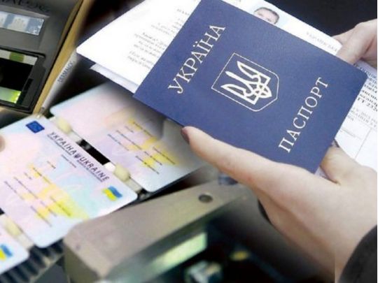 «Копії слід нотаріально завірити»: як під час війни не залишитись без важливих документів
