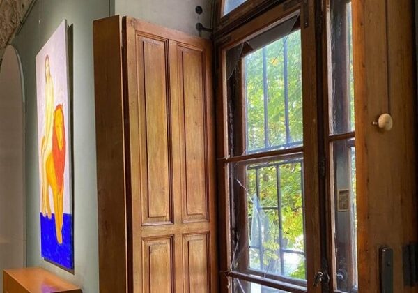 От ударной волны во время ракетного удара по порту пострадал Одесский художественный музей