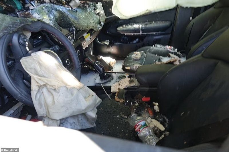 Рятувальники понад годину витягували голлівудську зірку Енн Гейч з понівеченого автомобіля