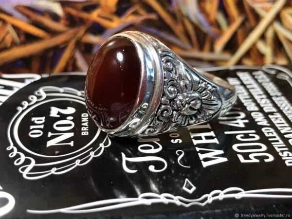 Серебряный перстень &ndash; элегантный и статусный аксессуар