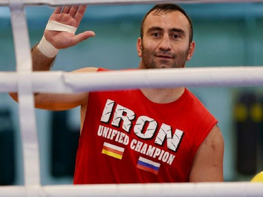 Російський боксер-чемпіон постраждав через &laquo;патріотизм&raquo;: днями він змінив громадянство