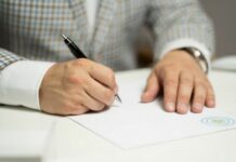 Обов’язкова ідентифікація: чи заблокують пенсійний рахунок, якщо її не пройти