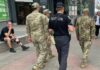 Працівники ТЦК примушують пройти до військкомату або до відділку поліції: адвокат пояснив, що потрібно робити