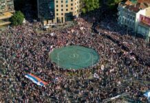 Ми хочемо виборів: у Сербії спалахнули масові протести проти Вучича
