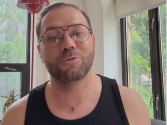 Щось забагато: мережа відреагувала на&nbsp;поради щодо стильних образів від Андре Тана