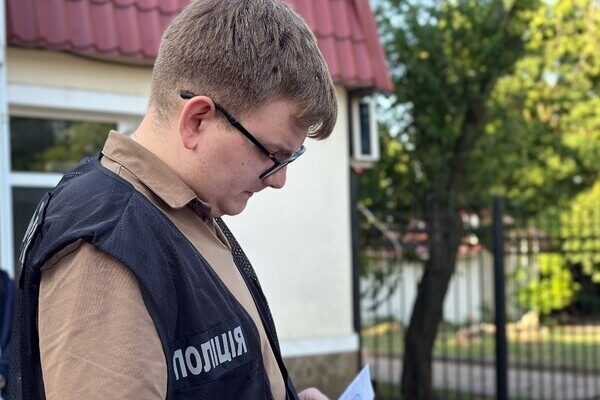 Присвоили почти восемь миллионов гривен: в Одесской области разоблачили коррупционную схему в воинской части