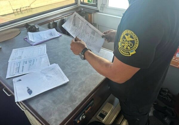 В Измаильском порту на румынском танкере обнаружили 350 тонн незадекларированного дизтоплива