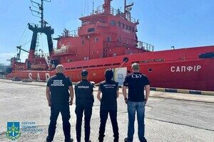 Захват судна "Сапфир" в Одесской области: вице-адмиралу Черноморского флота РФ сообщили о подозрении