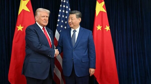 Си Цзиньпин и Трамп: хрупкое перемирие в торговой войне