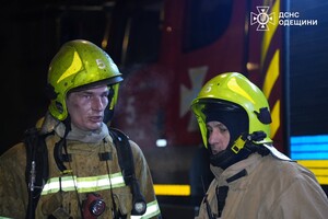В Одессе горели балкон и квартира: пострадал мужчина