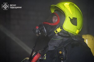В Одессе горели балкон и квартира: пострадал мужчина