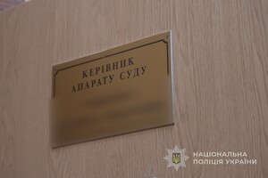Дело об уходе за бабушкой: за что в Одесской области задержали руководительницу аппарата суда