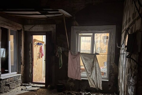 Ночные взрывы в Одессе: БпЛА попал в жилой дом (обновлено)