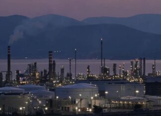 Нефть приближается к максимуму с начала войны