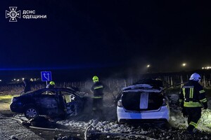 В Одесском районе после ДТП горели автомобили: погиб человек, есть пострадавшие