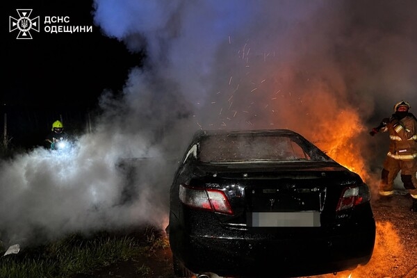 В Одесском районе после ДТП горели автомобили: погиб человек, есть пострадавшие