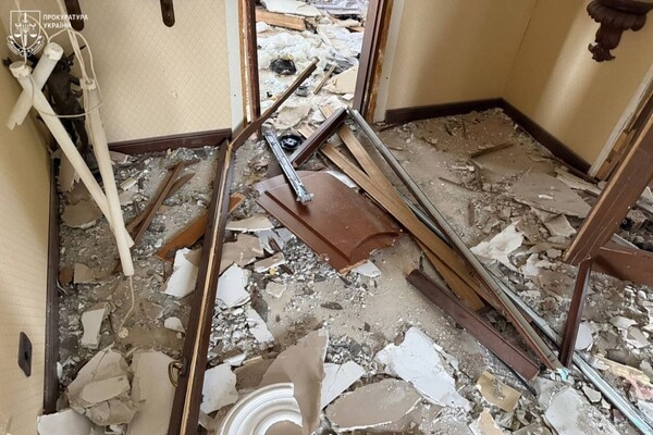 РФ обстреляла жилые дома и детсад в Одессе: среди пострадавших ребенок